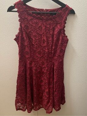 City Studio - Maroon Lace Sleeveless Mini Dress - Size 11 - Like New